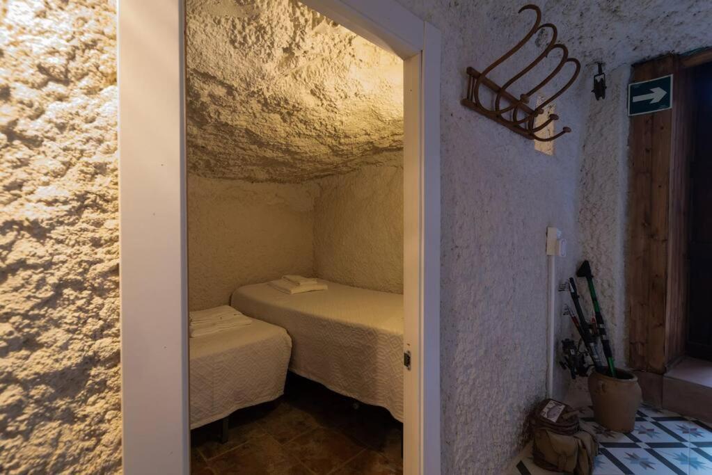 Cueva Con Jacuzzi A 20 Minutos De Valencia Villa Benaguasil Kültér fotó